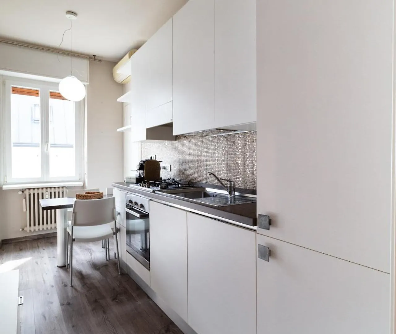 Luxury Malnati3 Apartment Milan 0*,